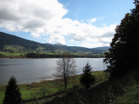 Le lac des Rousses en automne