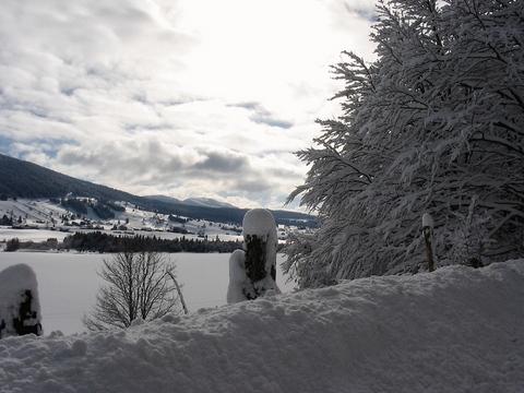Le lac des Rousses en hiver
